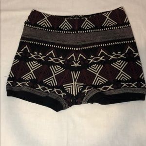 High waisted sweater short